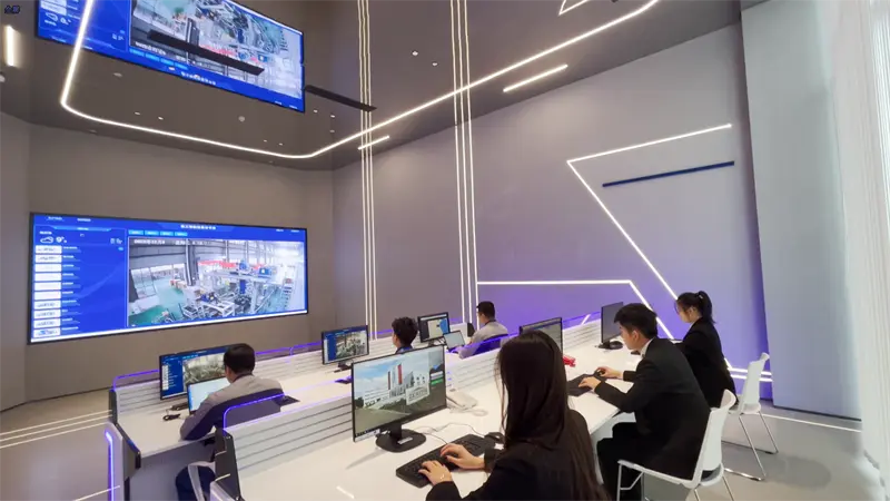 QGM Machinery: Hluboce kultivuje hlavní obchodní činnost již více než 40 let, stojí v čele inovací a globálně expanduje s mezinárodní perspektivou