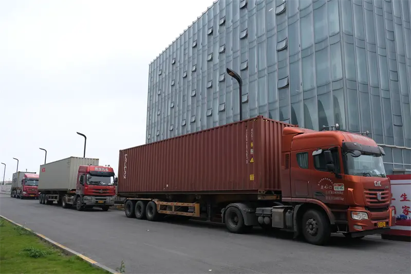 Stroje na výrobu cihel QGM dodané na Střední východ pomáhají regionálnímu stavebnictví udělat nový skok vpřed