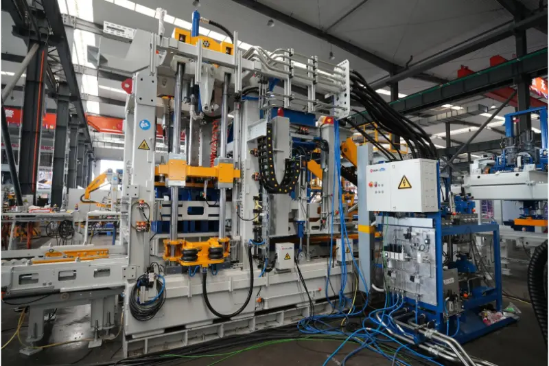 Quangong Machinery Co., Ltd.: V Uzbekistánu budou v roce 2026 zřízeny dvě plně automatizované linky na výrobu stavebních materiálů.