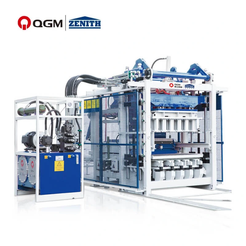 Stroj na výrobu pevných bloků